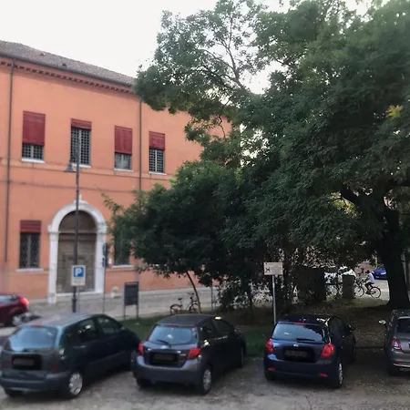 Lägenhet Casa Sibilla Ferrara